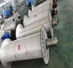 Półmatowa przędza po wypaczeniu